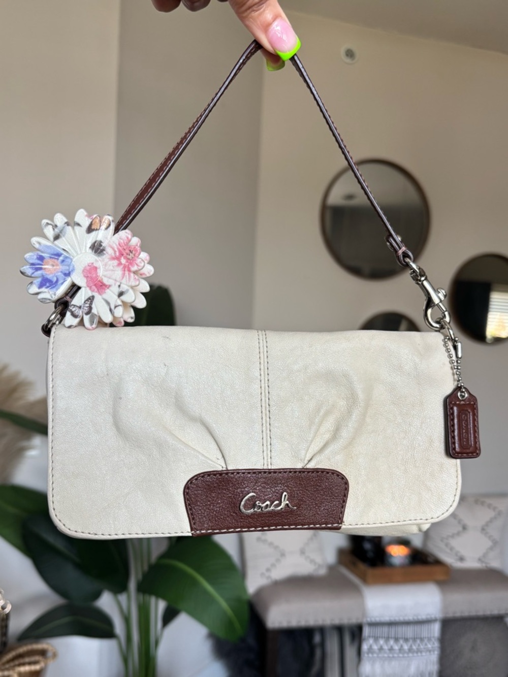 🤎🤍🤎COACH Ashley Large Wristlet Mini Bag 🤎🤍🤎